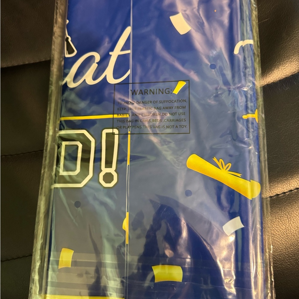 Blue Graduation Tablecloths - Picture 5 of 5